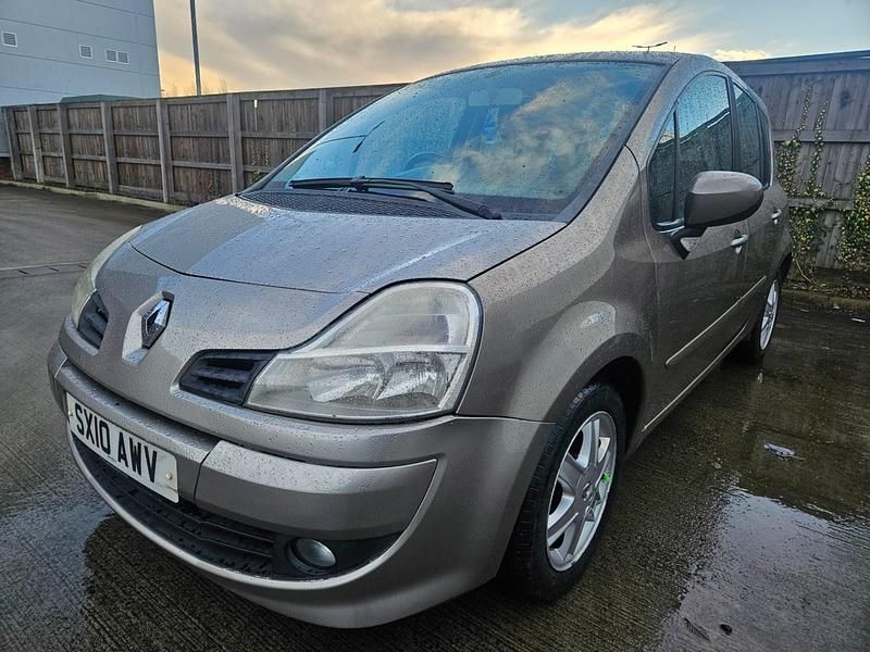 Used Renault Grand Modus Dynamique 86 HP (63 kW) 2010 Beige MPV