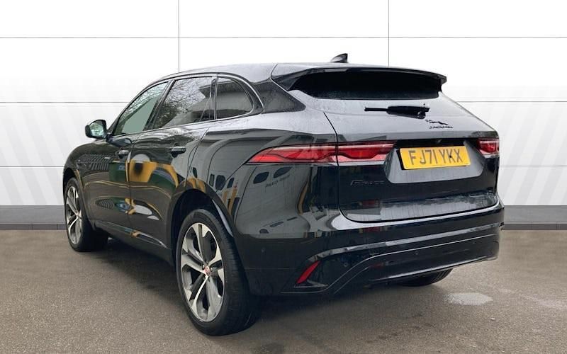 Usado Jaguar F-Pace R-Dynamic 204 HP (150 kW) 2021 Preto SUV