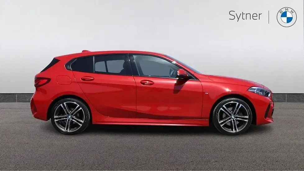 Used BMW 118 M Sport 134 HP (98 kW) 2023 Red