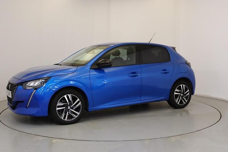 Used Peugeot 208 Allure+ 99 HP (72 kW) 2023 Blue Hatchback