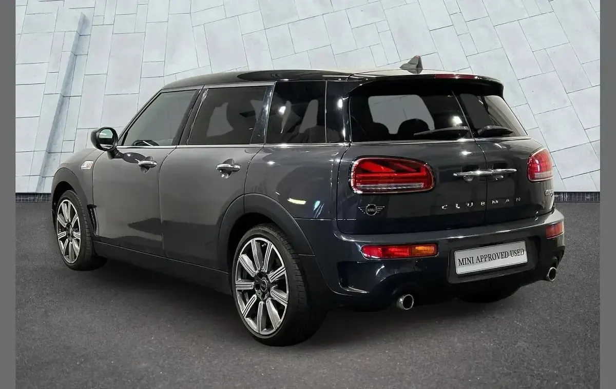 Usado Mini Cooper Clubman Exclusive 188 CV (138 kW) 2021 Gris Familiar