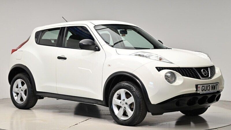 White Used 2013 Nissan Juke Visia SUV | £6,180 (Fair price) - Image 1/4