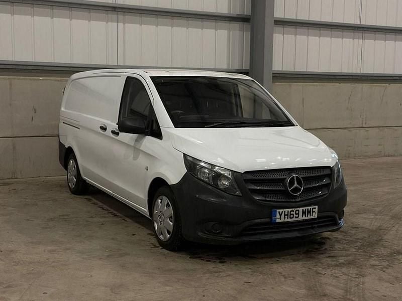 Used Mercedes Vito 136 HP (100 kW) 2019 White Van