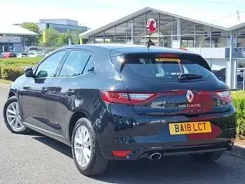 Used Renault Mégane Dynamique 110 HP (80 kW) 2018 Black Hatchback