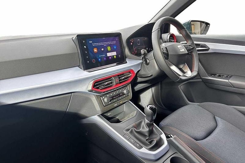 New Seat Arona FR 2026 Midnight black with grey roof SUV