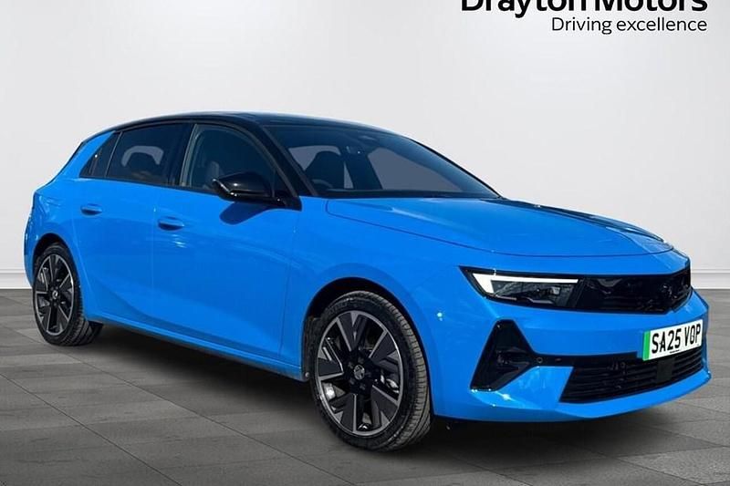 Used Vauxhall Astra Ultimate 114 kW (156 HP) 2025 Hatchback