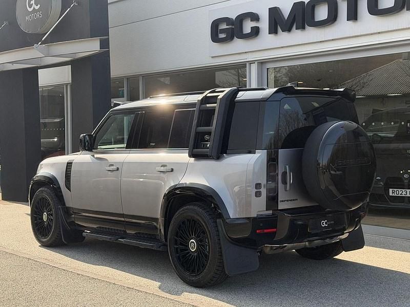 Used Land Rover Defender SE Dynamic 250 HP (183 kW) 2024 Grey SUV