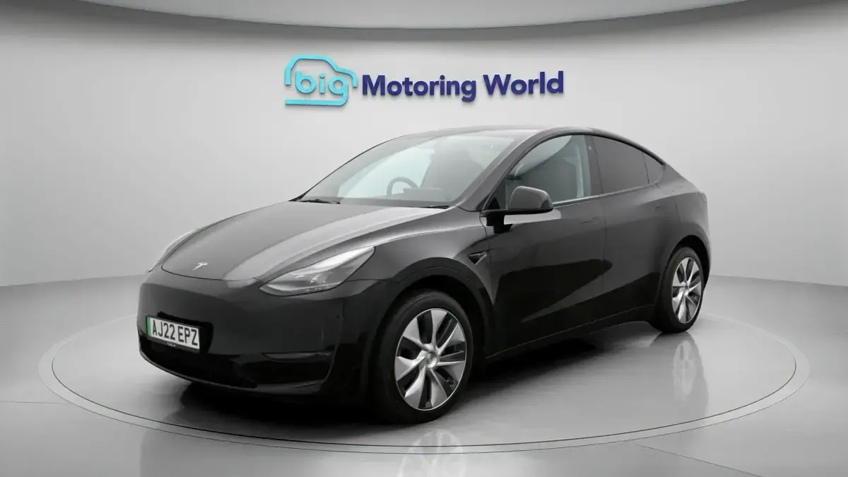 Used Tesla Model Y Long Range AWD 378 kW (514 HP) 2022 Black SUV