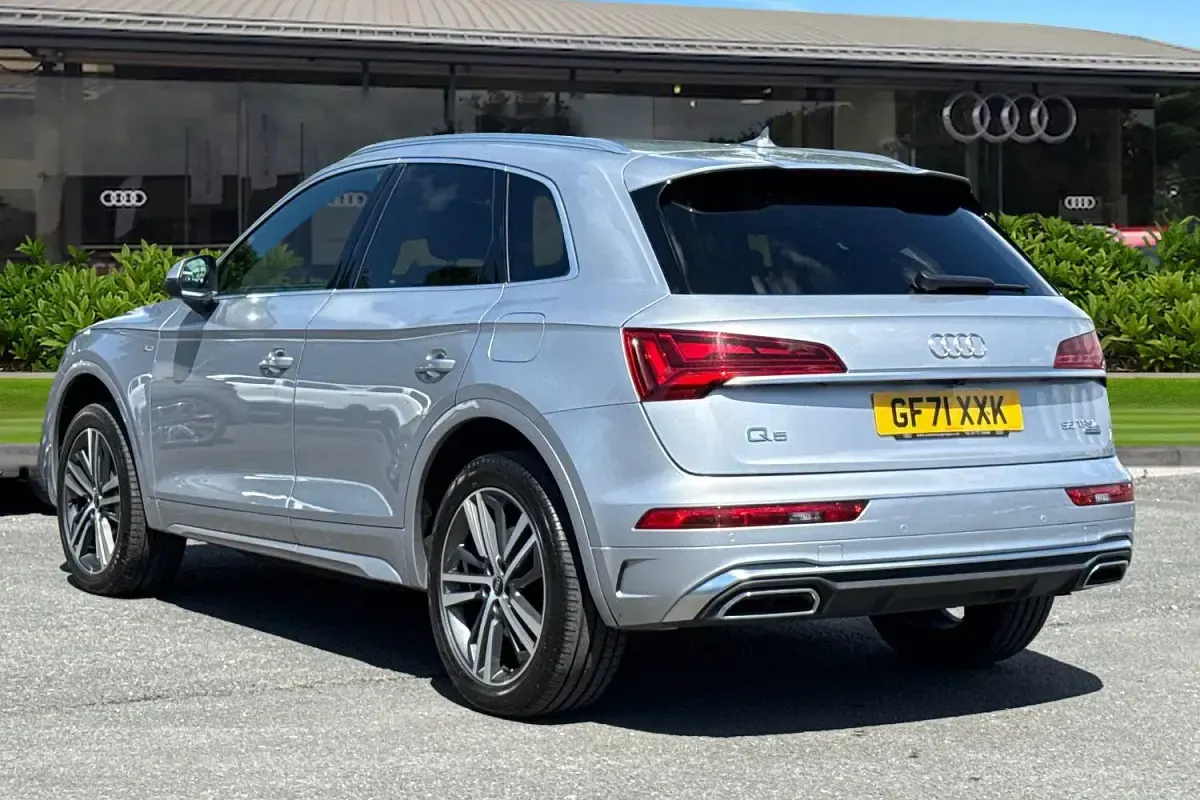 Used Audi Q5 Competition 367 HP (269 kW) 2021 Silver SUV