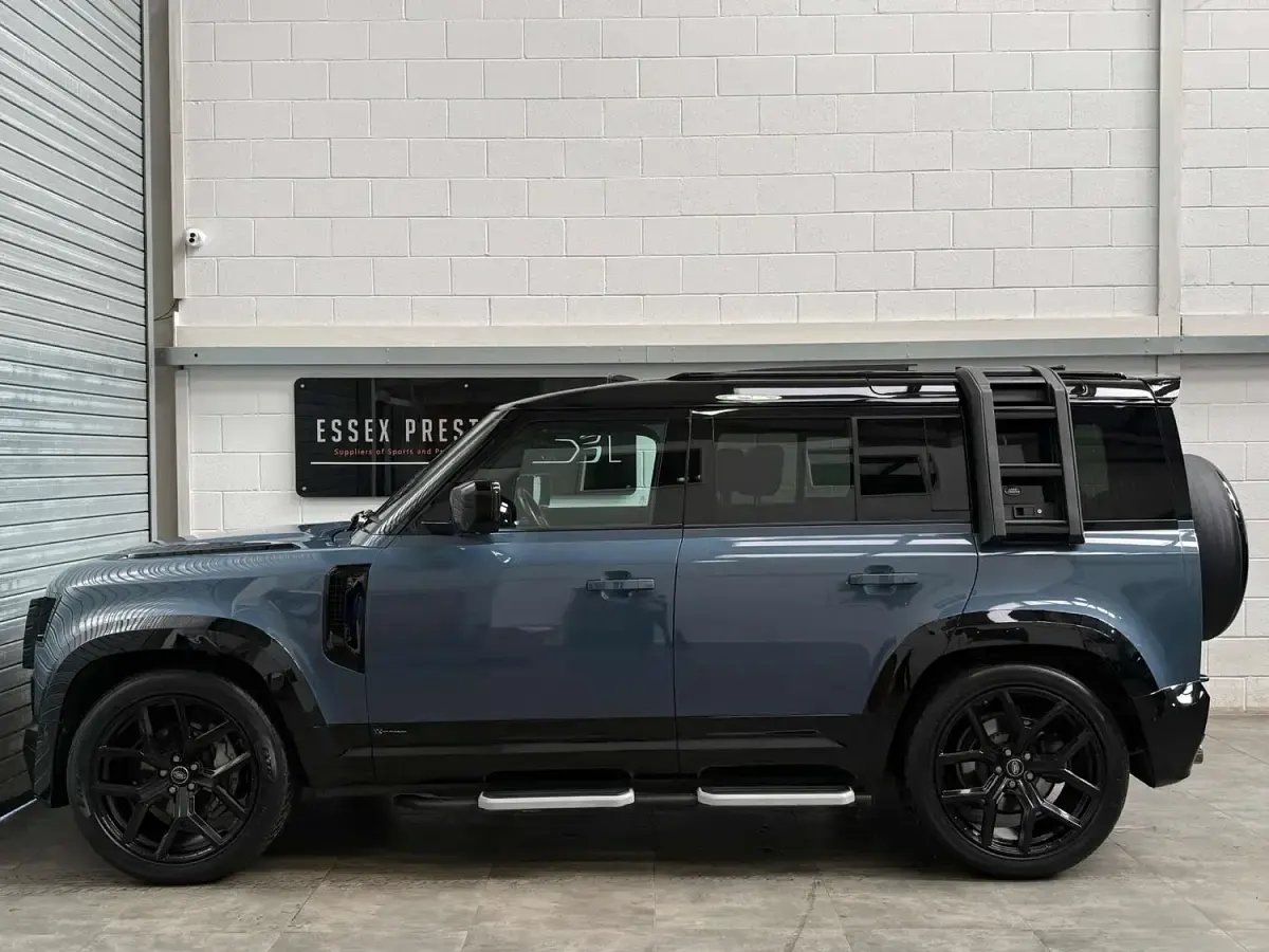 Used Land Rover Defender HSE Dynamic 2020 Blue SUV
