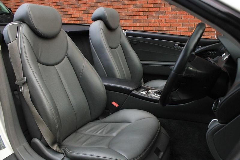 Usado Mercedes SL500 2004 Prateado Cabrios