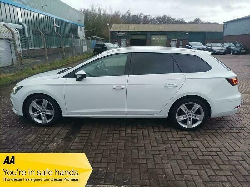 Used Seat Leon FR 150 HP (110 kW) 2020 White Estate