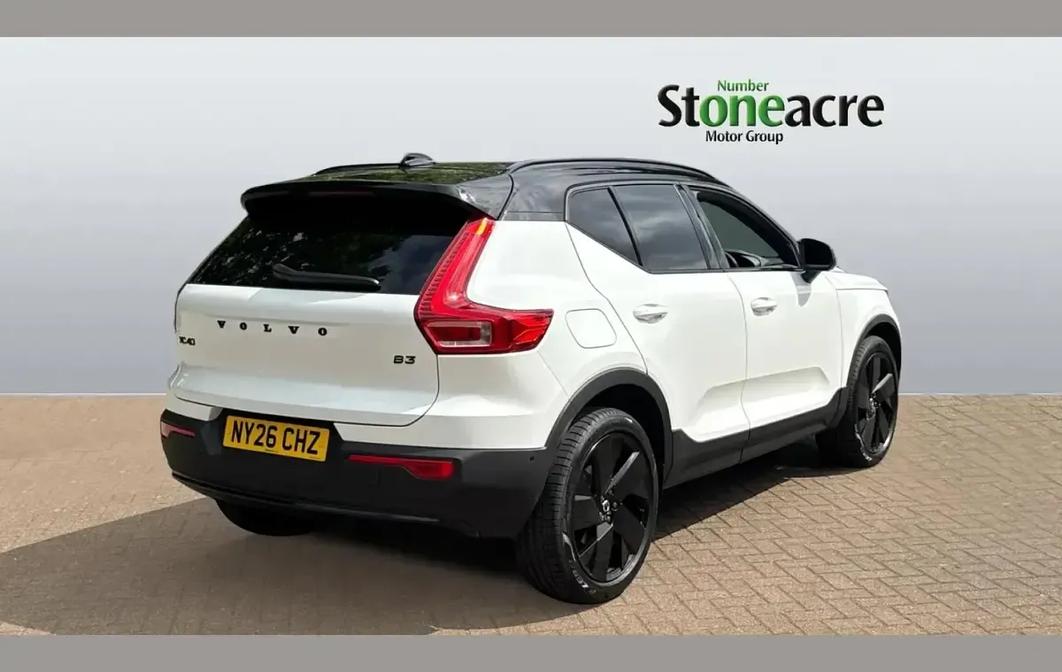 New Volvo XC40 Ultra 161 HP (118 kW) 2026 White SUV