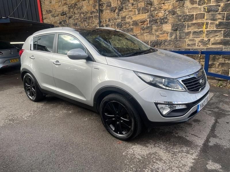 Silver Used 2013 Kia Sportage 2 SUV | £4,490 (Good price) - Image 1/4