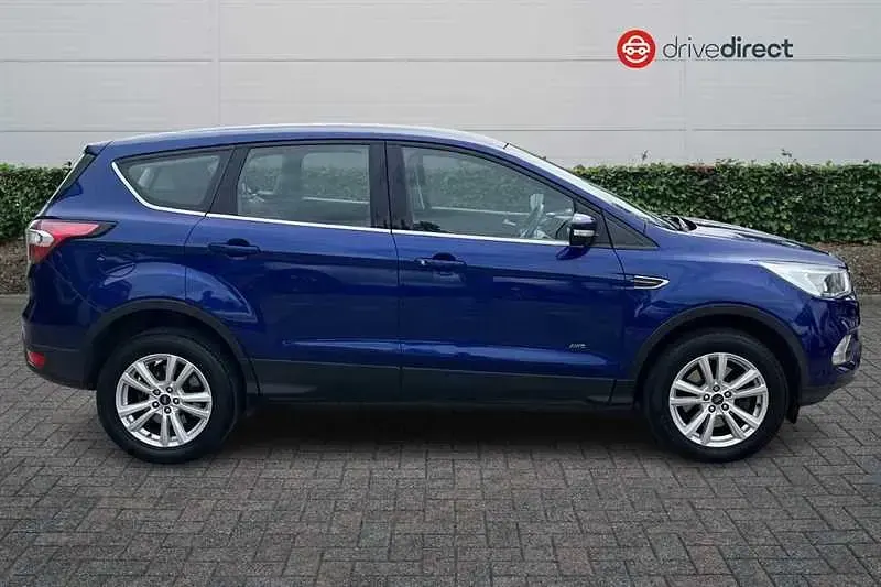 Used Ford Kuga Zetec 182 HP (133 kW) 2017 Blue SUV