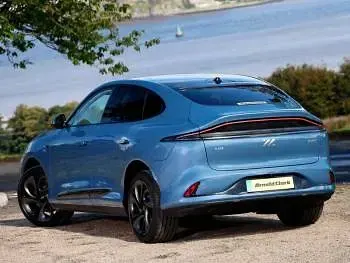 New MG IM6 552 kW (751 HP) 2026 Blue SUV