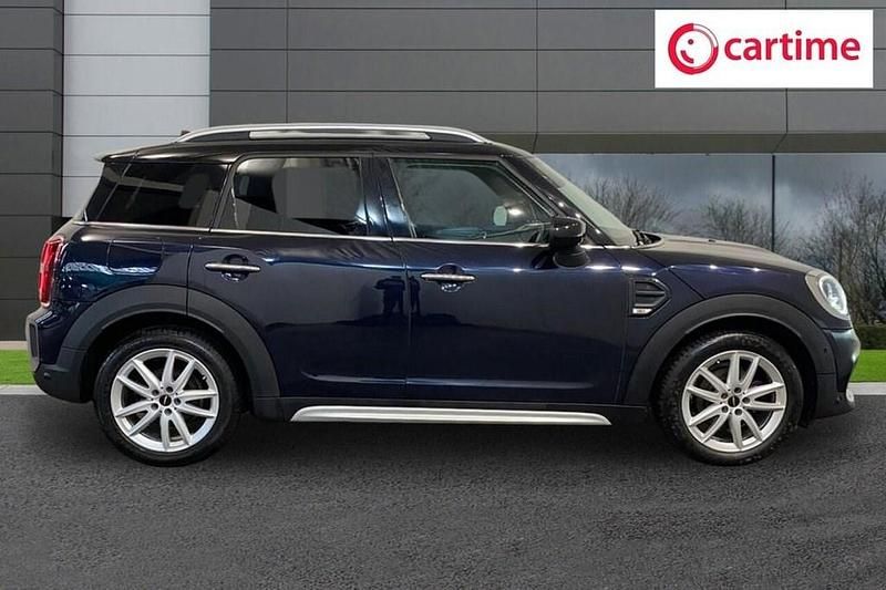 Usado Mini Cooper D Sport 150 HP (110 kW) 2020 Preto Citadino
