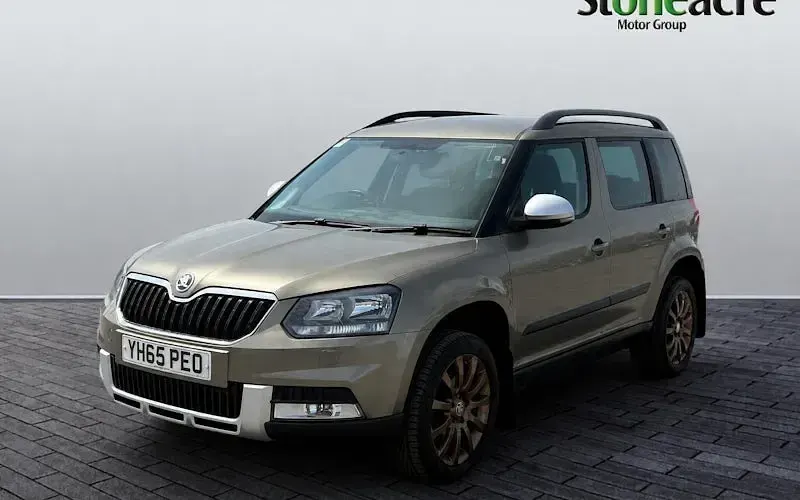 Used Skoda Yeti Outdoor SE 110 HP (80 kW) 2017 Green SUV