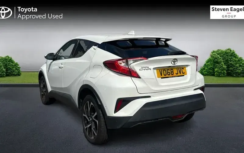 Used Toyota C-HR Design 116 HP (85 kW) 2018 White SUV