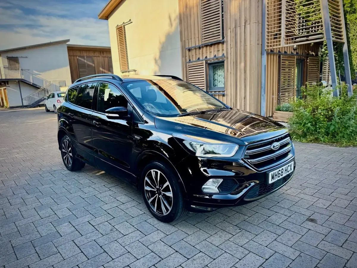 Used Ford Kuga ST-Line 120 HP (88 kW) 2019 Black SUV