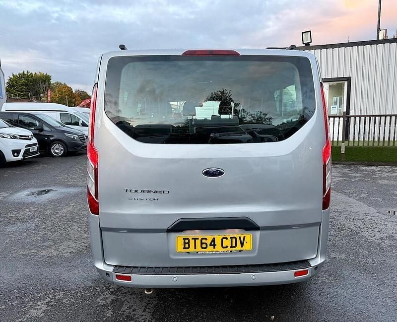 Used Ford Tourneo Custom Zetec 2014 Silver Van