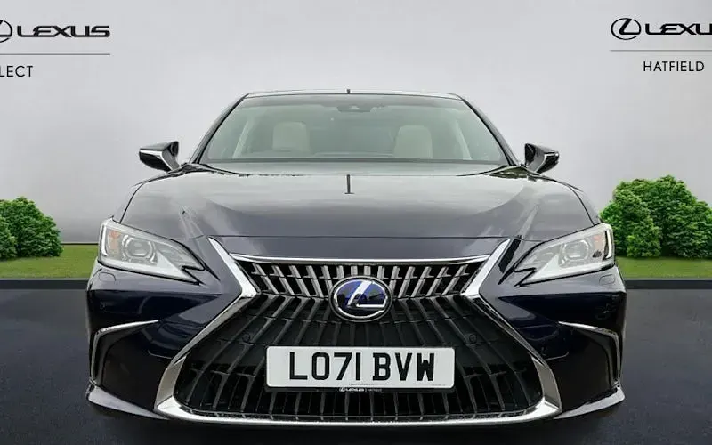 Used Lexus ES300H 218 HP (160 kW) 2021 Sedan