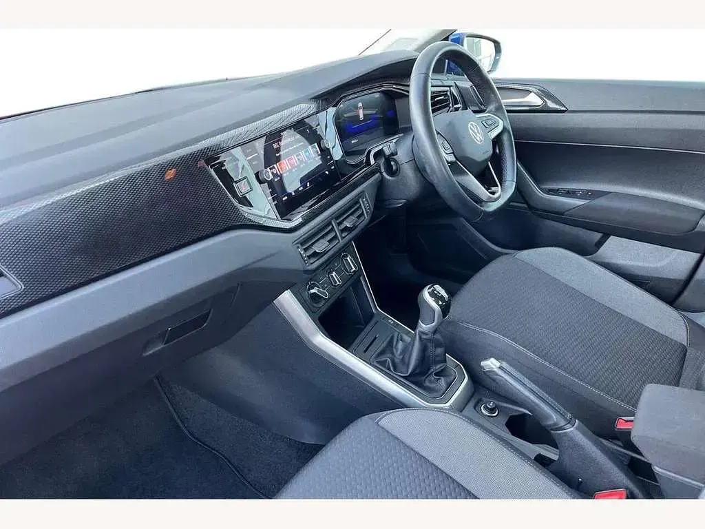 Used VW Polo Life 95 HP (69 kW) 2023 Blue Hatchback