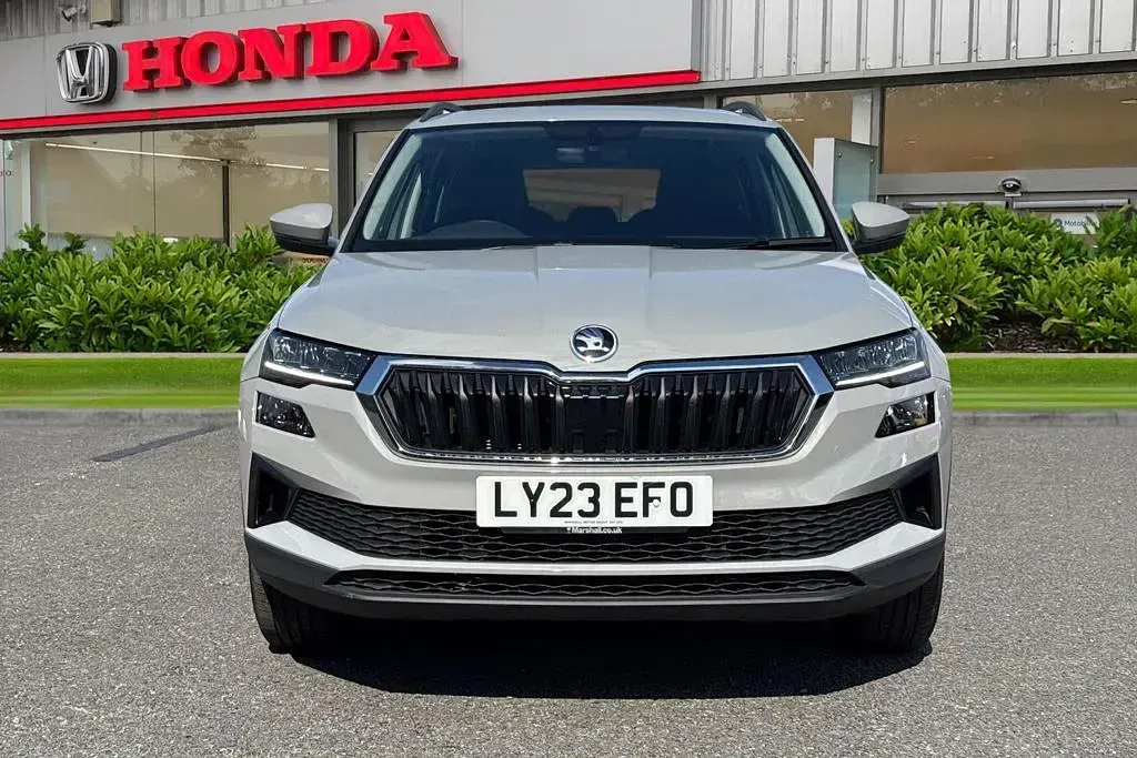 Used Skoda Karoq SE Drive 2023 Grey SUV
