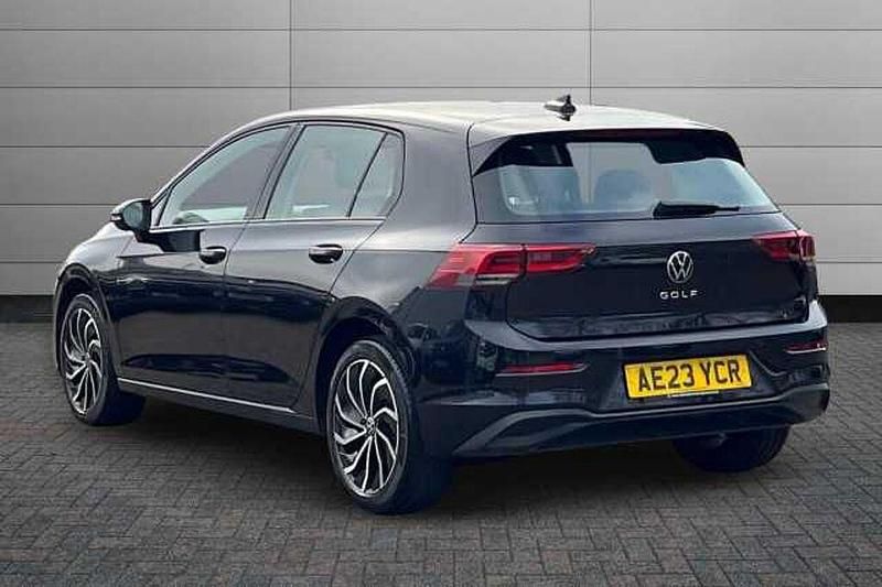 Used VW Golf VIII 150 HP (110 kW) 2023