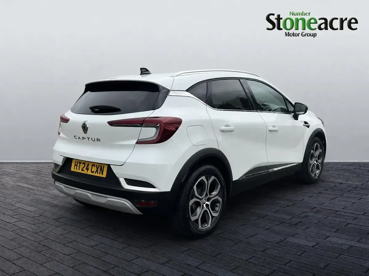 Used Renault Captur Techno 91 HP (66 kW) 2024 White SUV