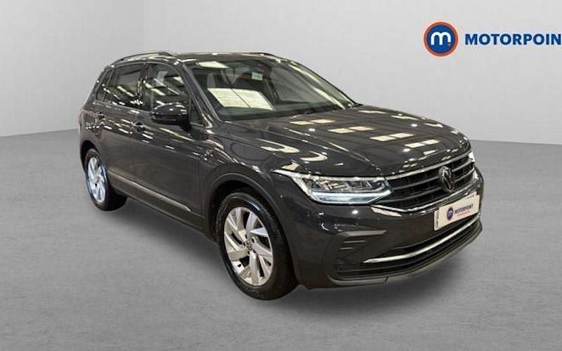 Second-hand VW Tiguan Life 150 CP (110 kW) 2022 SUV