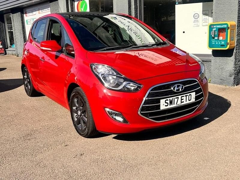 Red Used 2017 Hyundai ix20 Premium Hatchback | £8,495 (Fair price) - Image 1/4