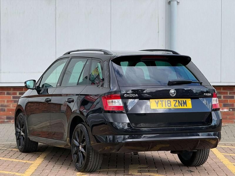 Used Skoda Fabia Monte Carlo 110 HP (80 kW) 2018 Black Estate