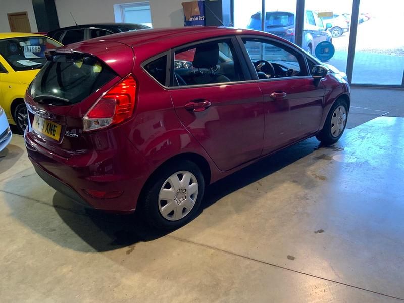 Used Ford Fiesta Style 2015 Red Hatchback