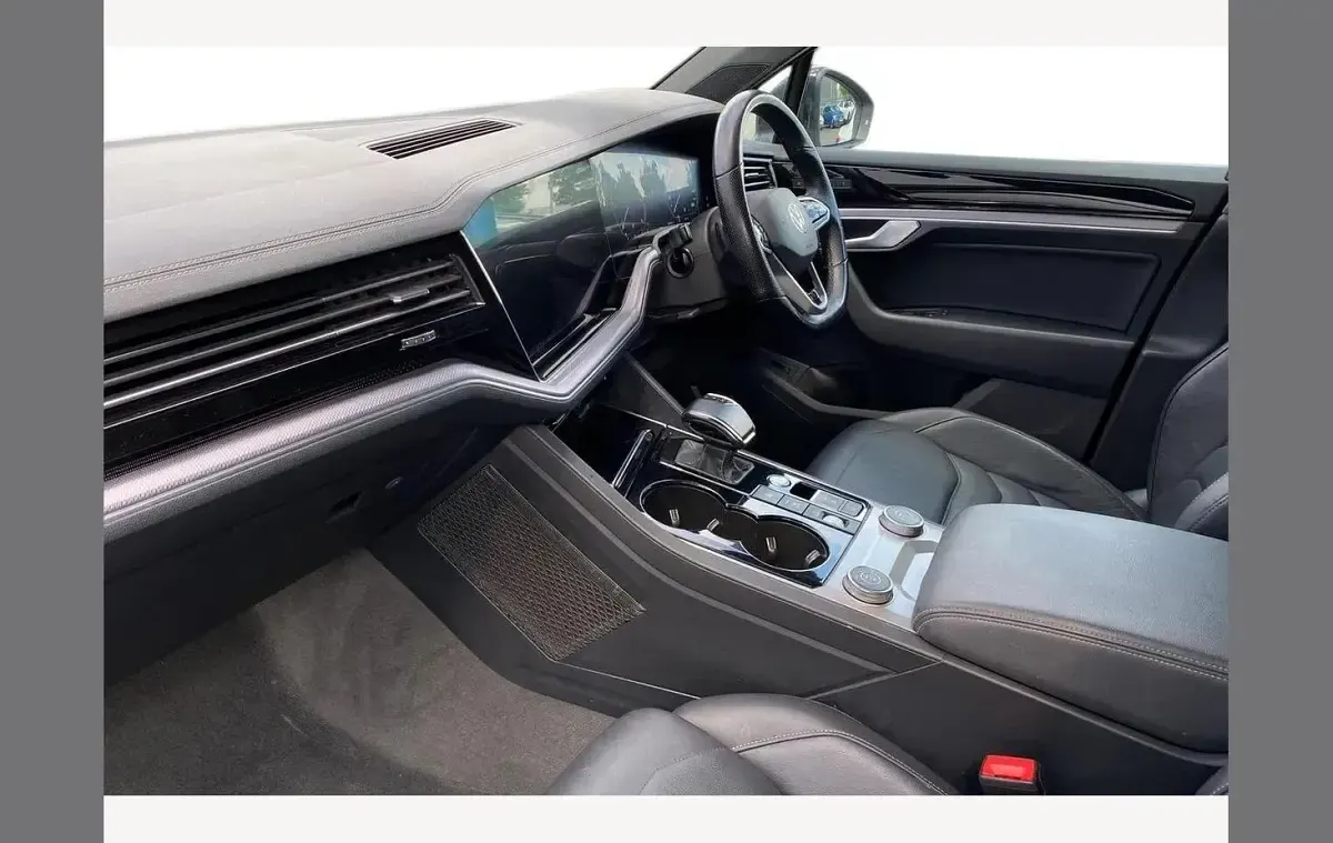 Used VW Touareg Black Edition 286 HP (210 kW) 2022 Beige SUV