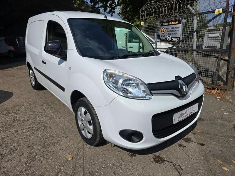 White Used 2018 Renault Kangoo Business MPV | £8,000 (Good price) - Image 1/4