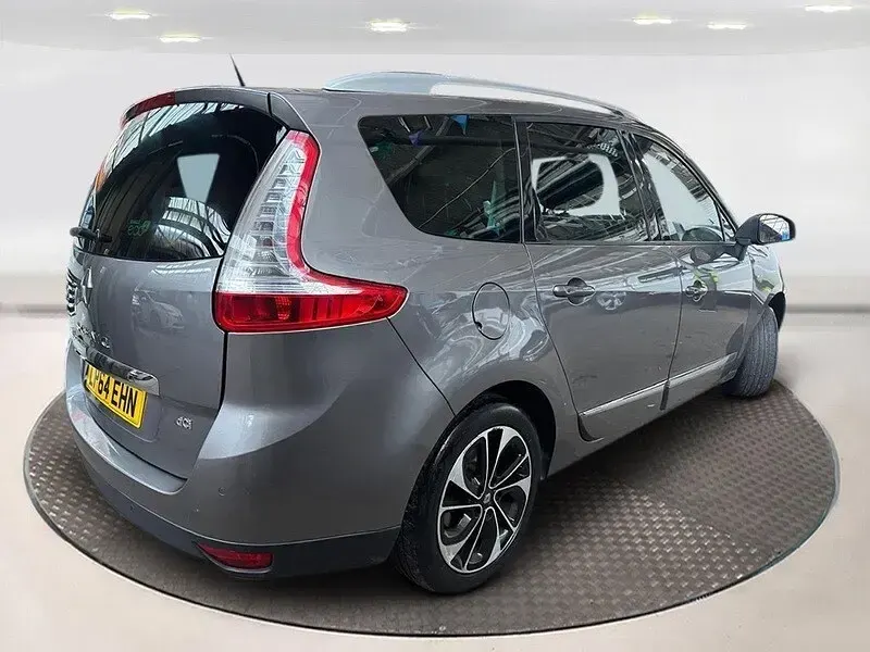 Used Renault Scénic III Bose Edition 2014 Grey MPV