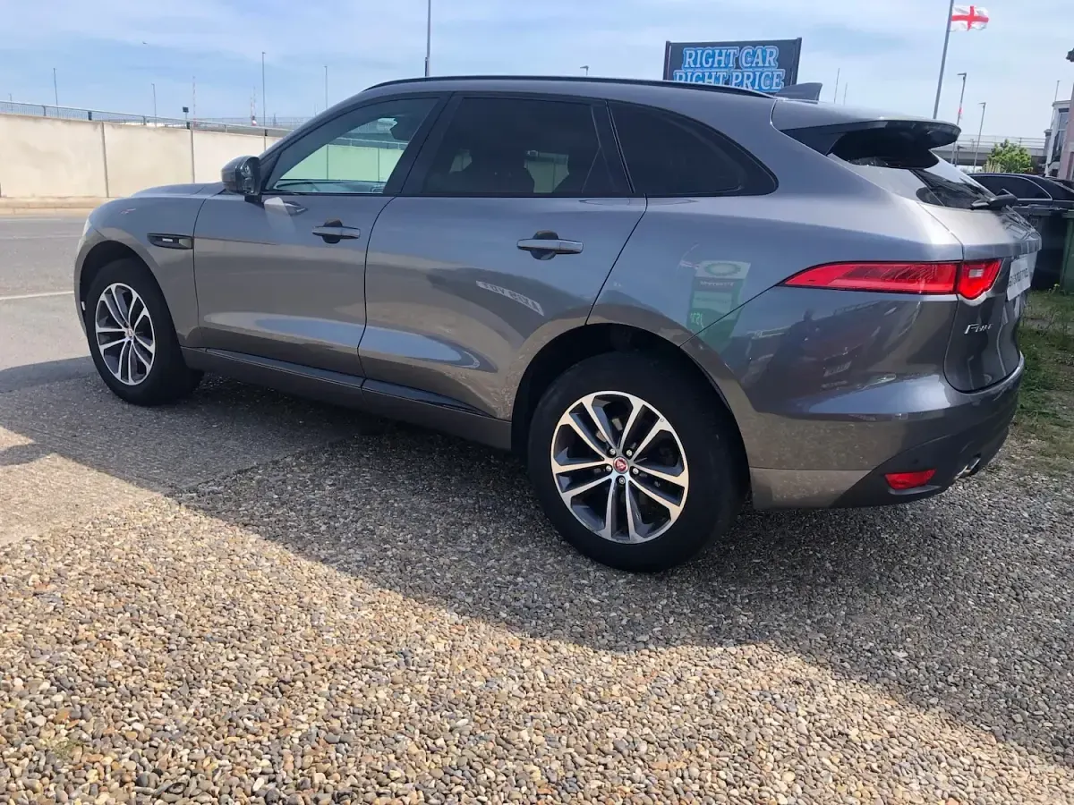 Used Jaguar F-Pace R-Sport 163 HP (119 kW) 2018 Grey SUV