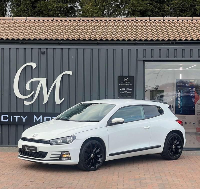 Used VW Scirocco 125 HP (91 kW) 2015 White Coupe