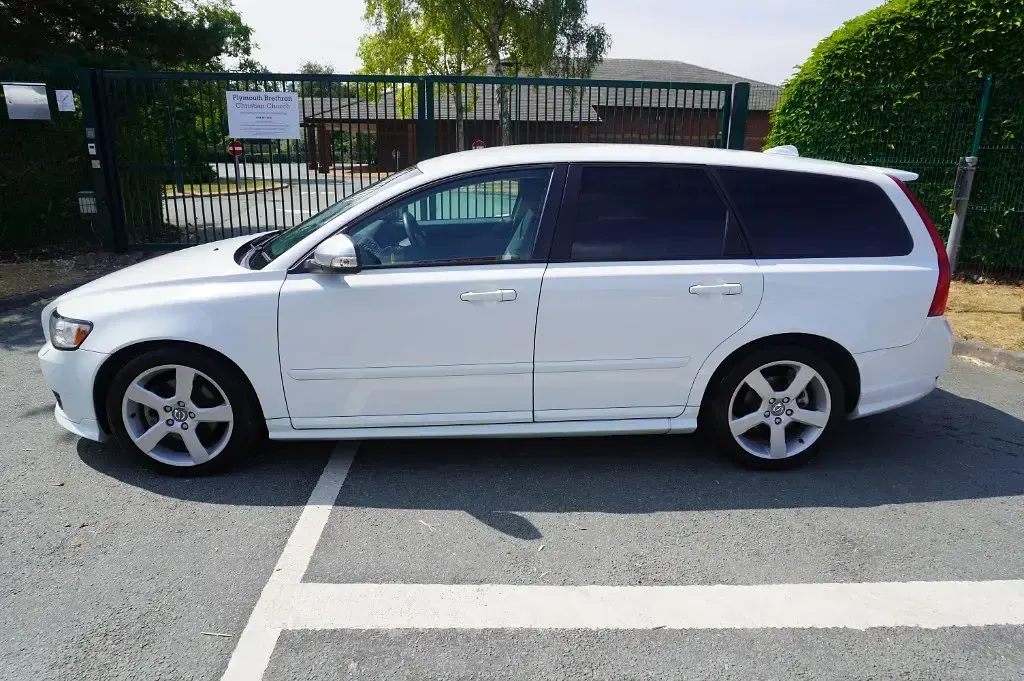 Used Volvo V50 R-Design 2012 White Estate