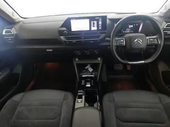 Usado Citroën C4 Shine 131 HP (96 kW) 2023 Cinzento SUV