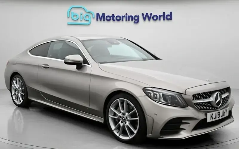 Used Mercedes C300 AMG line 245 HP (180 kW) 2019 Coupe