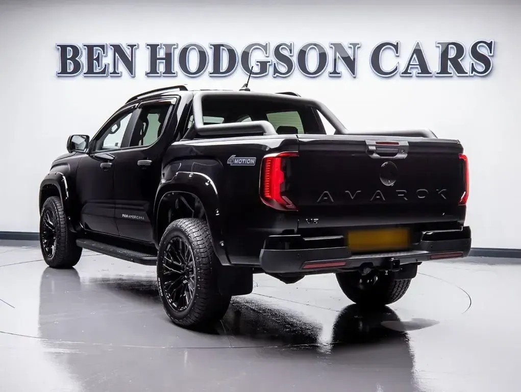 New VW Amarok PanAmericana 240 HP (176 kW) 2026 Black Pickup
