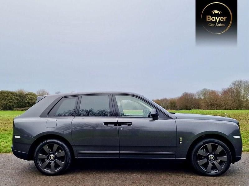 Used Rolls Royce Cullinan 563 HP (414 kW) 2019 Grey SUV