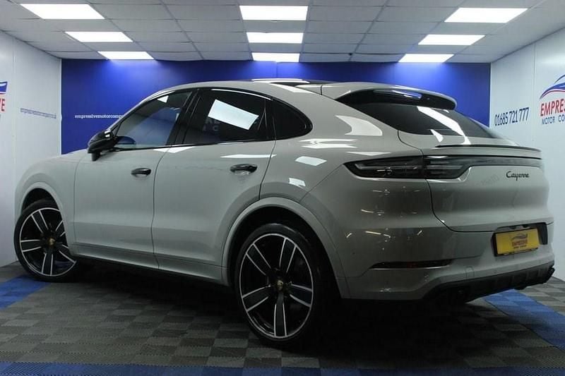 Used Porsche Cayenne Platinum Edition 340 HP (250 kW) 2022 Grey SUV