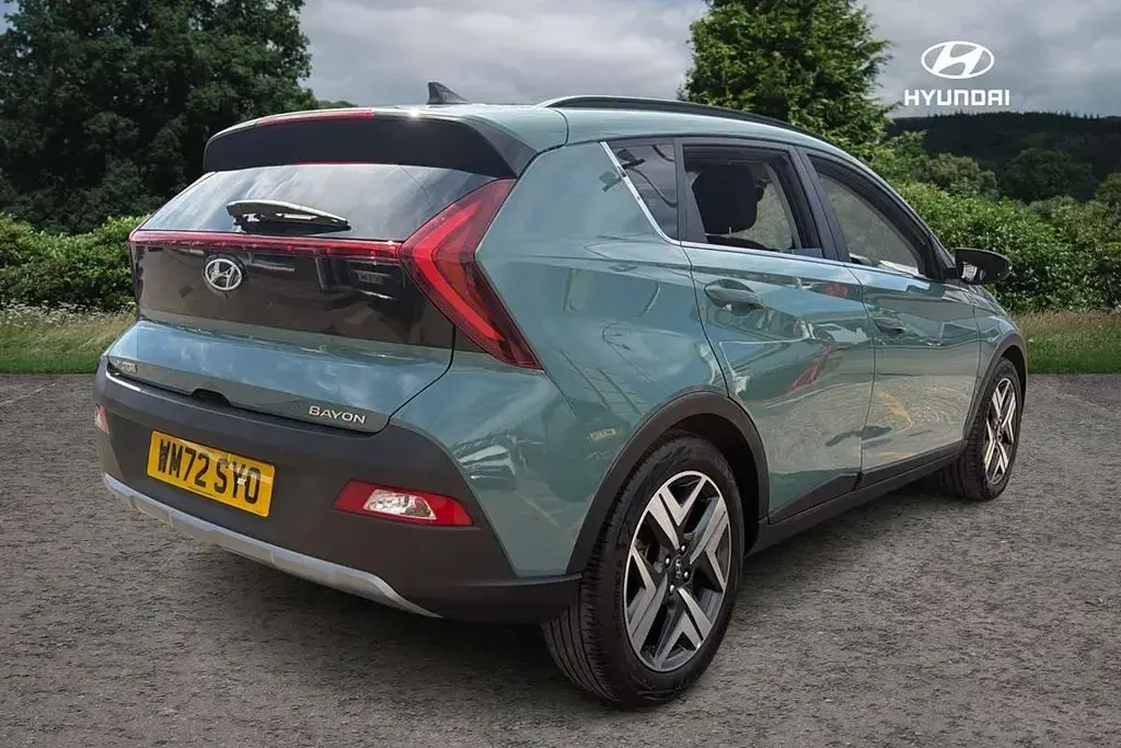 Usado Hyundai Bayon Premium 99 HP (72 kW) 2023 Verde SUV