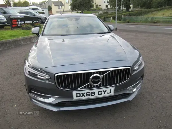 Used Volvo S90 Momentum 190 HP (139 kW) 2018 Grey Sedan