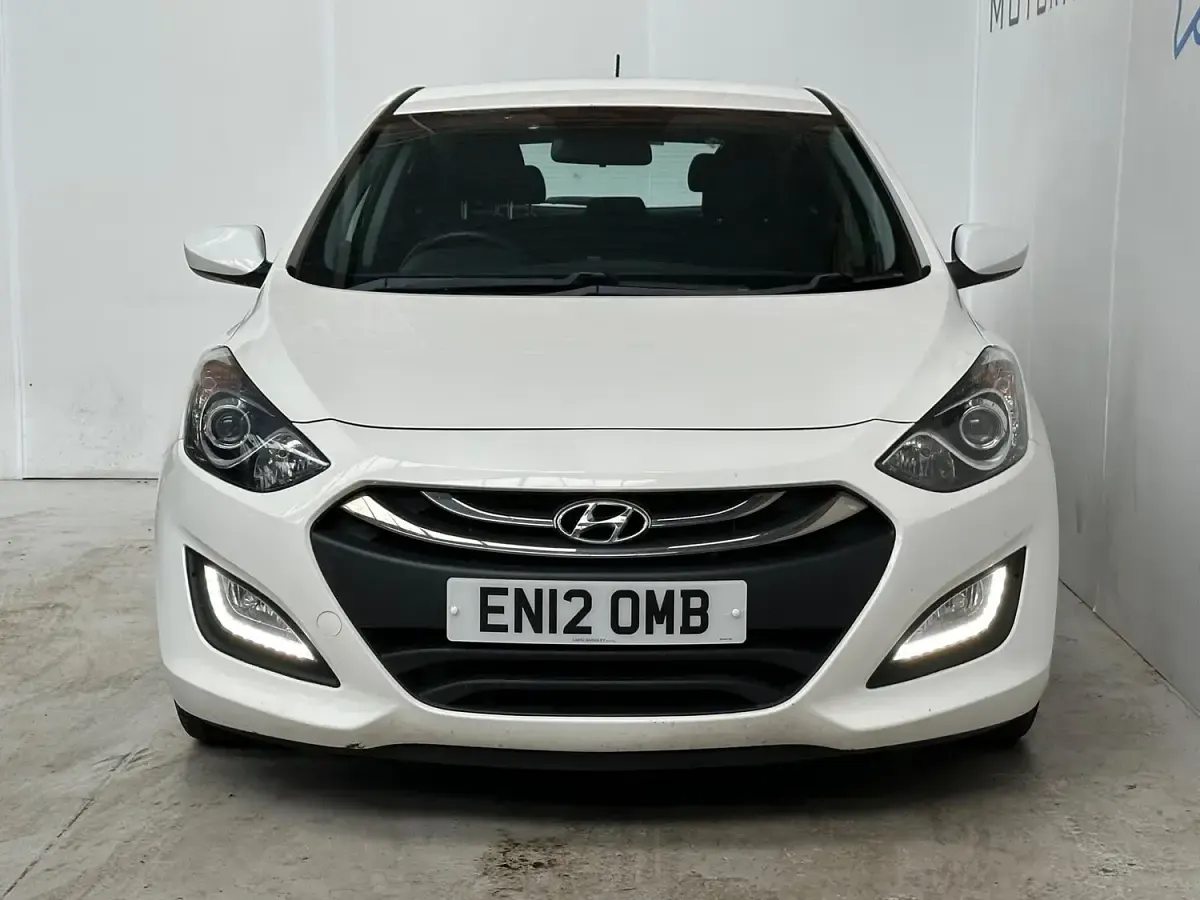 Used Hyundai i30 Active 2012 White Hatchback