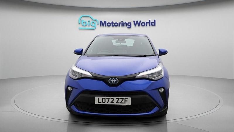 Used Toyota C-HR 122 HP (89 kW) 2022 Blue SUV