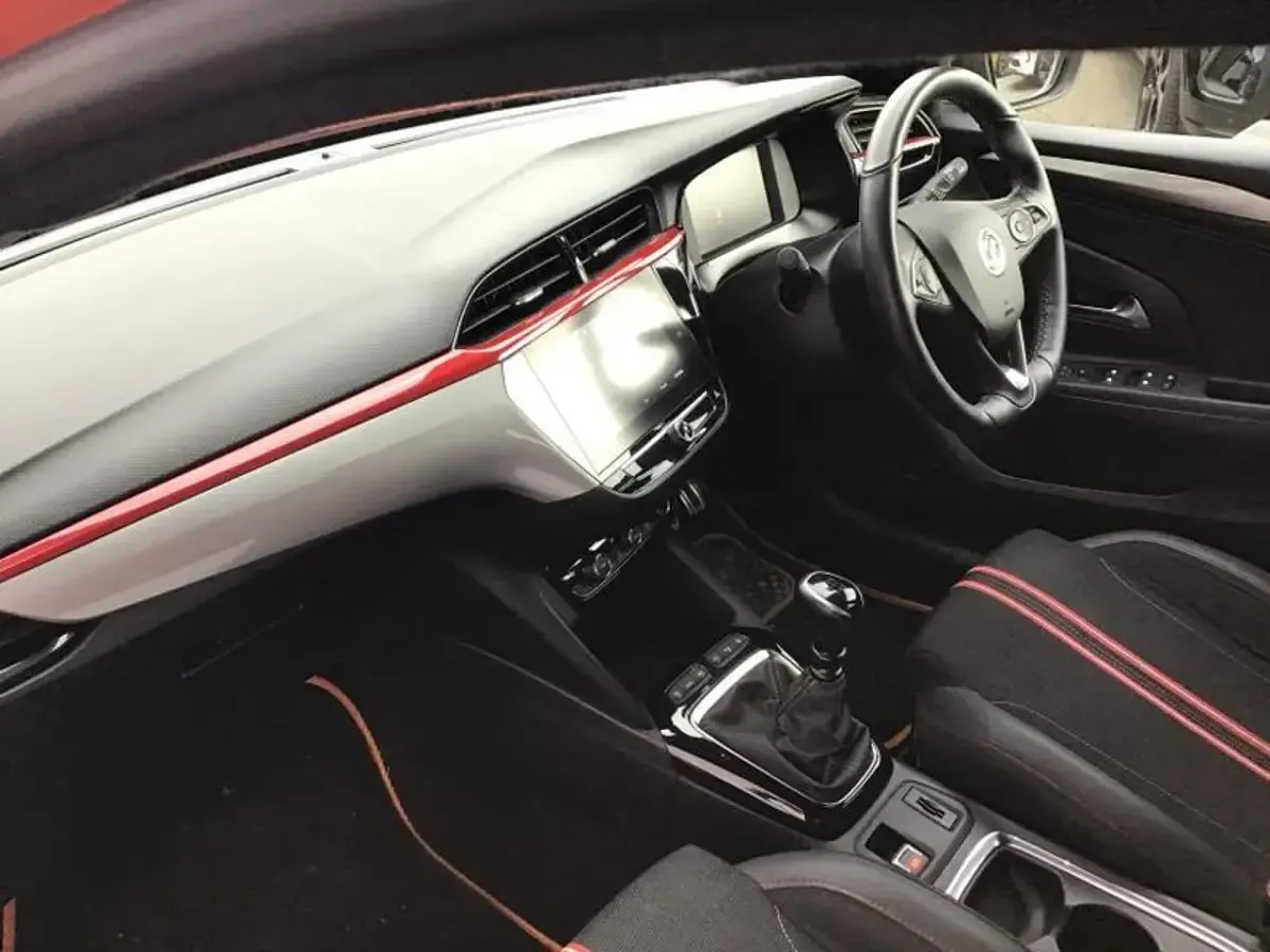 Używany Vauxhall Corsa Edition 99 KM (72 kW) 2022 Pomarańczowy Hatchback